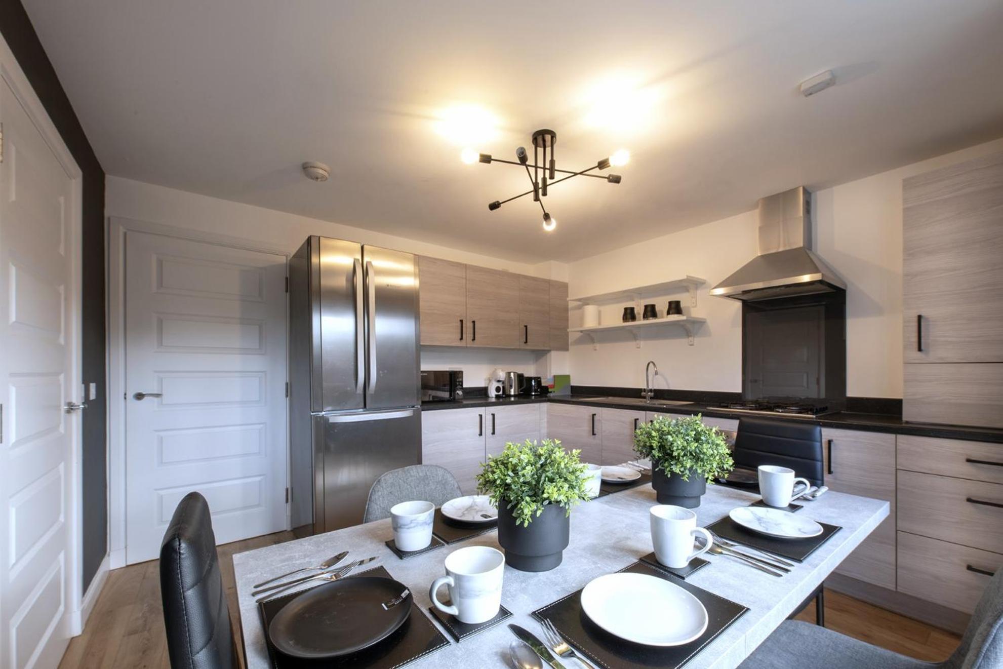 Edinburgh Luxury 4 Bedroom Townhouse With Free Parking Exterior photo